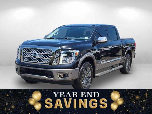 2018 Nissan Titan PRO-4X Crew Cab 4WD