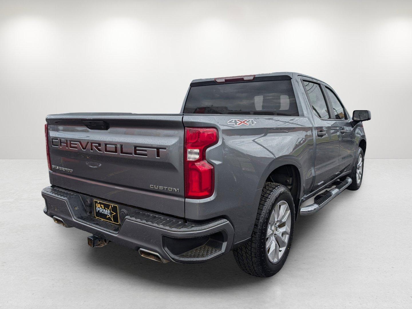 2020 /Jet Black Chevrolet Silverado 1500 Custom (3GCUYBEF5LG) with an Gas V8 5.3L/325 engine, 8-Speed Automatic transmission, located at 7000 Northlake Connector, Columbus, GA, 31904, (706) 987-8085, 32.524975, -84.978134 - 2020 Chevrolet Silverado 1500 Custom - Photo#4