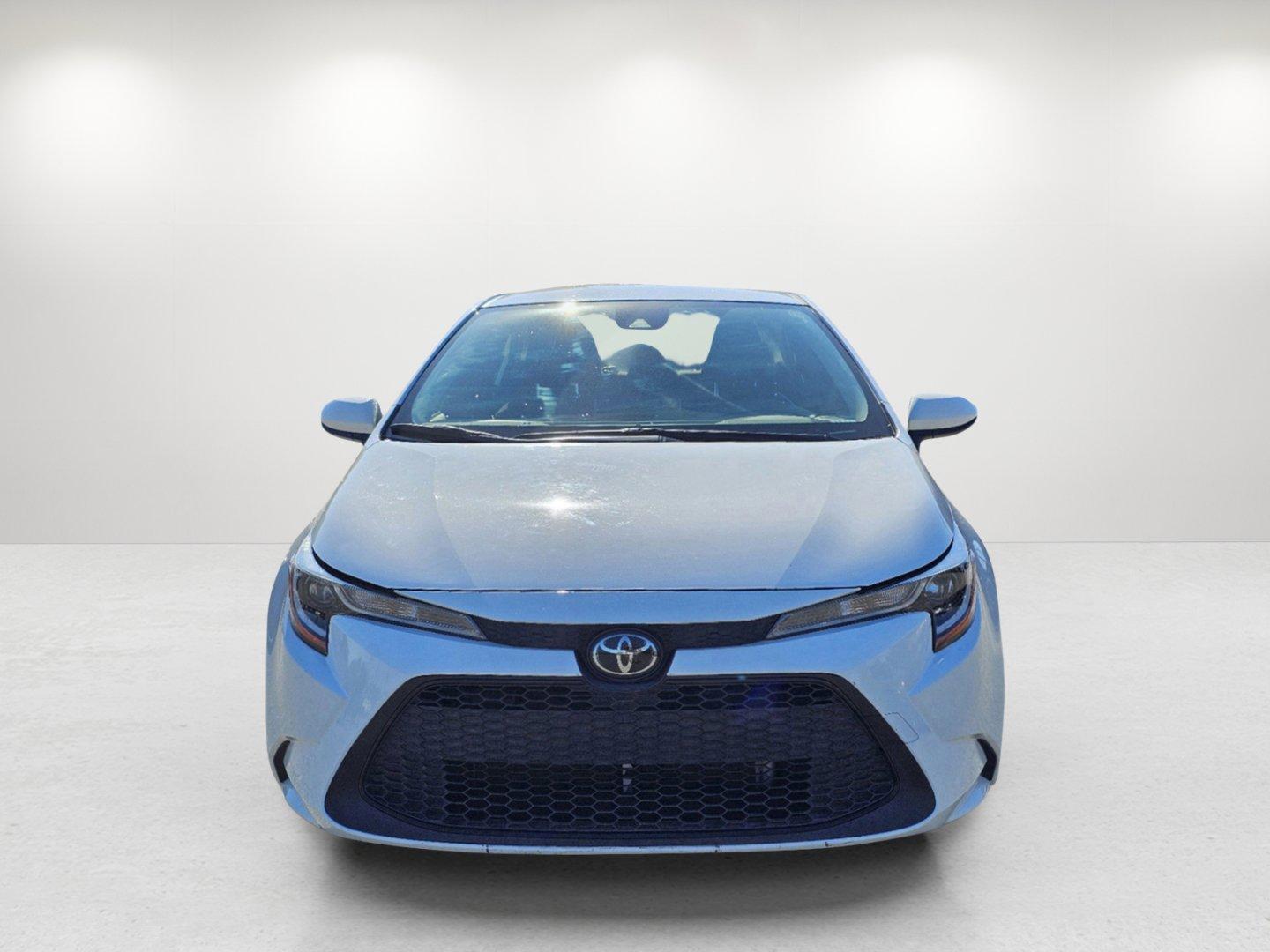 2020 Super White /Black Toyota Corolla LE (JTDEPRAE3LJ) with an Regular Unleaded I-4 1.8 L/110 engine, 1-Speed CVT w/OD transmission, located at 7000 Northlake Connector, Columbus, GA, 31904, (706) 987-8085, 32.524975, -84.978134 - 2020 Toyota Corolla LE - Photo#1