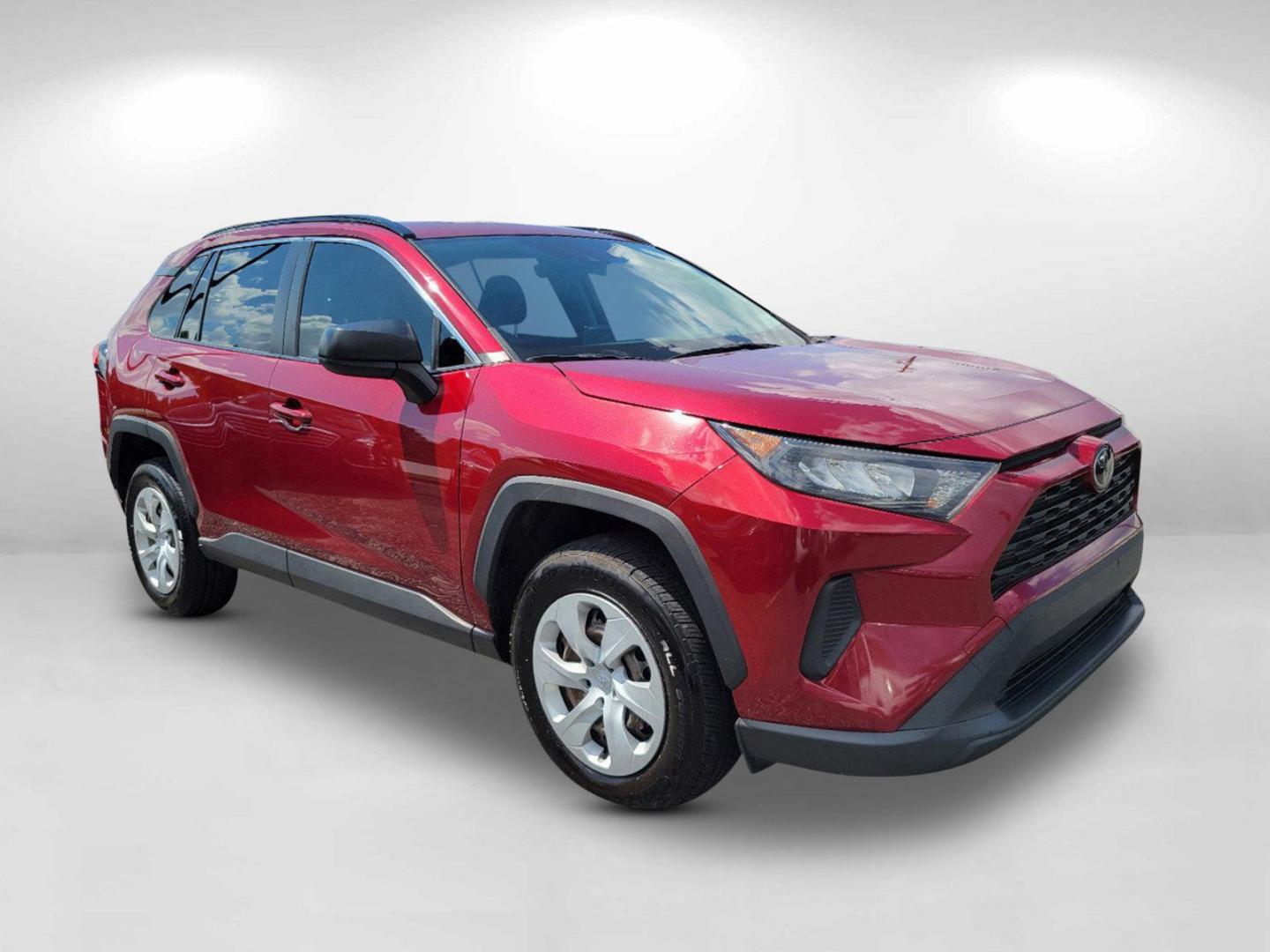 2020 Maroon Toyota RAV4 LE (JTMF1RFVXLD) with an Regular Unleaded I-4 2.5 L/152 engine, 8-Speed Automatic w/OD transmission, located at 7000 Northlake Connector, Columbus, GA, 31904, (706) 987-8085, 32.524975, -84.978134 - 2020 Toyota RAV4 LE - Photo#2