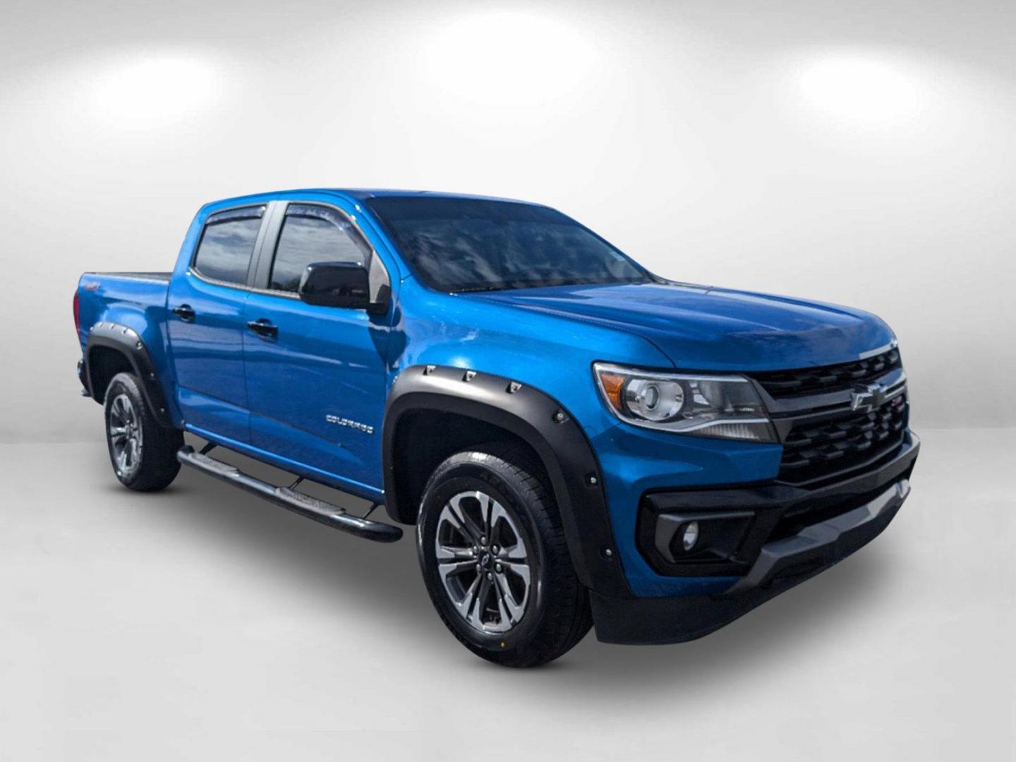 2021 /Jet Black Chevrolet Colorado 2WD Z71 (1GCGSDEN2M1) with an Gas V6 3.6L/ engine, 8-Speed Automatic transmission, located at 1430 Gateway Drive, Opelika, AL, 36801, (334) 239-0944, 32.637871, -85.409790 - 2021 Chevrolet Colorado 2WD Z71 - Photo#2