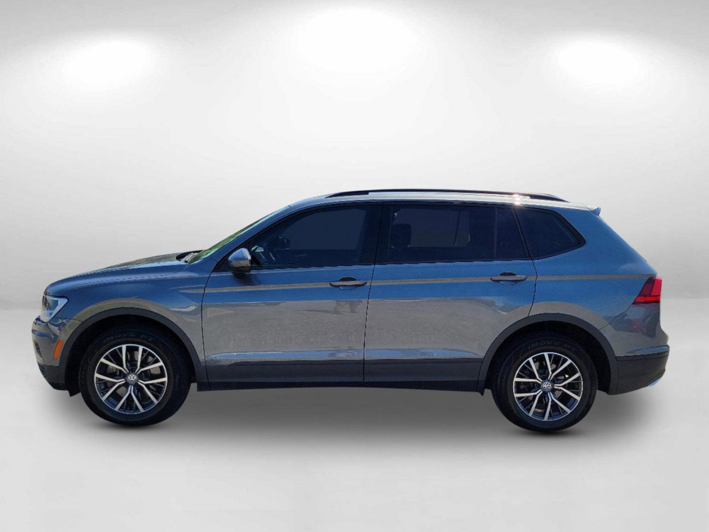 2021 Gray Volkswagen Tiguan S (3VV1B7AX7MM) with an Intercooled Turbo Regular Unleaded I-4 2.0 L/121 engine, 8-Speed Automatic w/OD transmission, located at 1430 Gateway Drive, Opelika, AL, 36801, (334) 239-0944, 32.637871, -85.409790 - 2021 Volkswagen Tiguan S - Photo#7