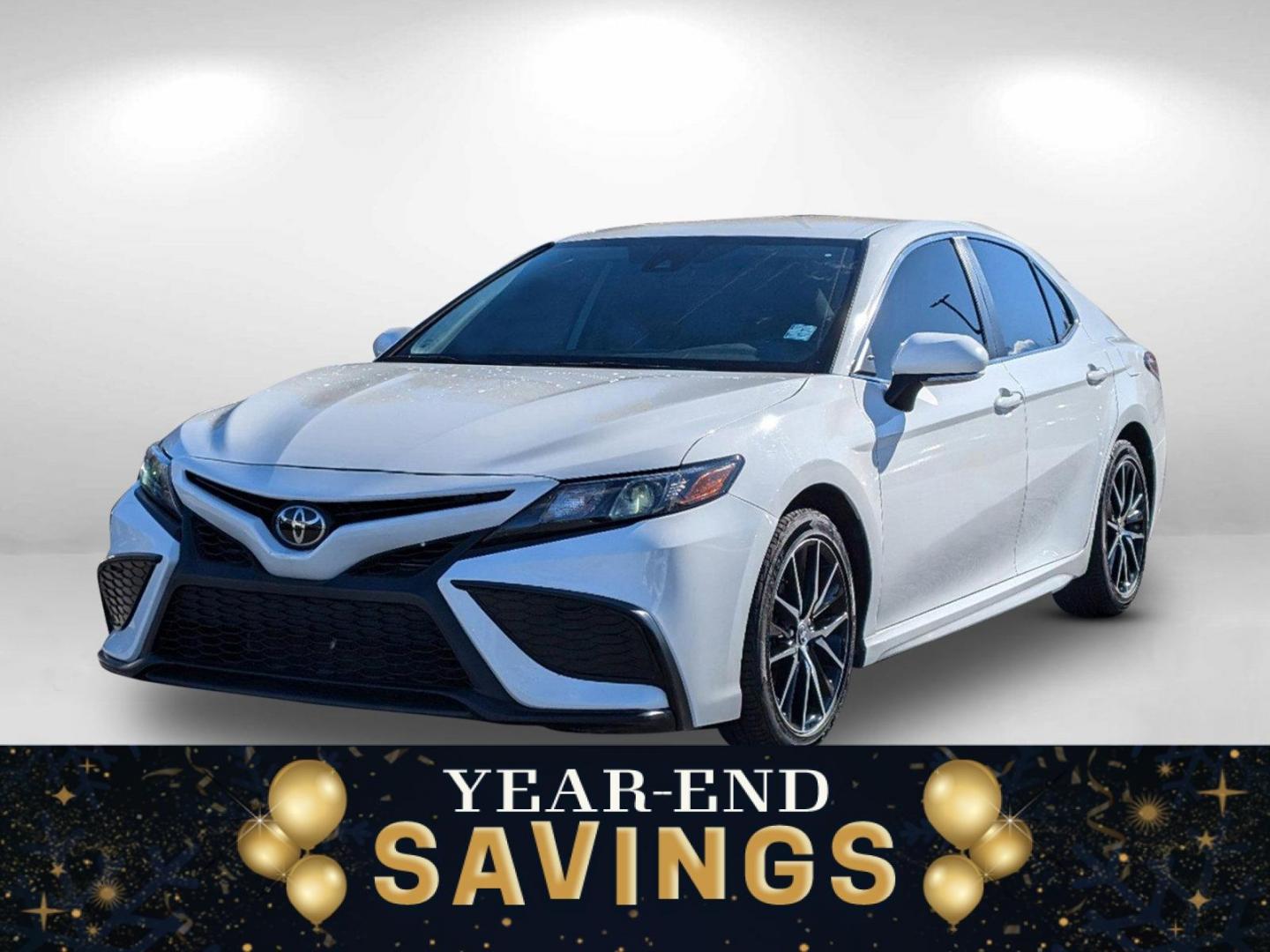 2022 Toyota Camry (4T1G11AKXNU) with an Regular Unleaded I-4 2.5 L/152 engine, 8-Speed Automatic w/OD transmission, located at 521 Old Farm Lane Rd, Prattville, AL, 36066, (334) 325-1505, 32.482460, -86.416367 - 2022 Toyota Camry - Photo#0